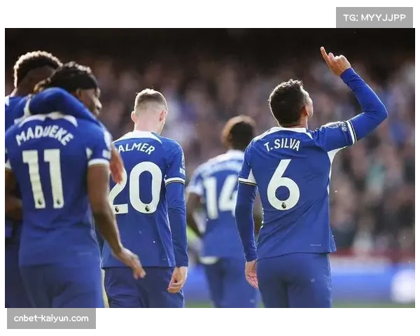 切尔西展示定位球防守新思路 前场留人准备快速反击 切尔西展示定位球防守新思路 前场留人准备快速反击